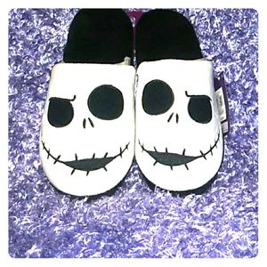 *NEW* Nightmare before Christmas slippers